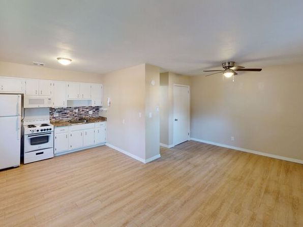406 Cedar Dr #C, Fairborn, OH 45324