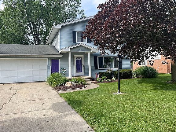 2nd image of 4410 Bradford Dr