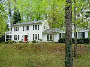 722 Broomley Rd, Charlottesville, VA 22901