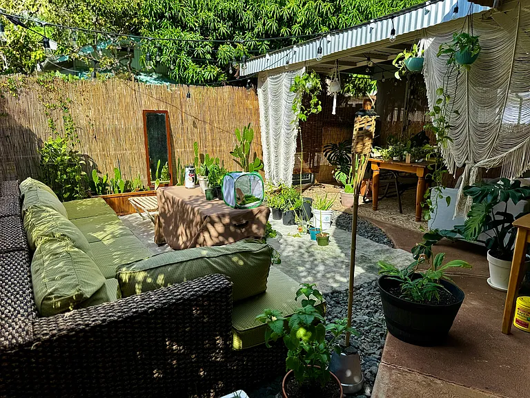 3359 Kanaina Ave #B — Photo 1