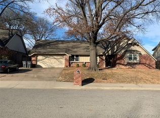 6917 E 62nd St, Tulsa, OK 74133