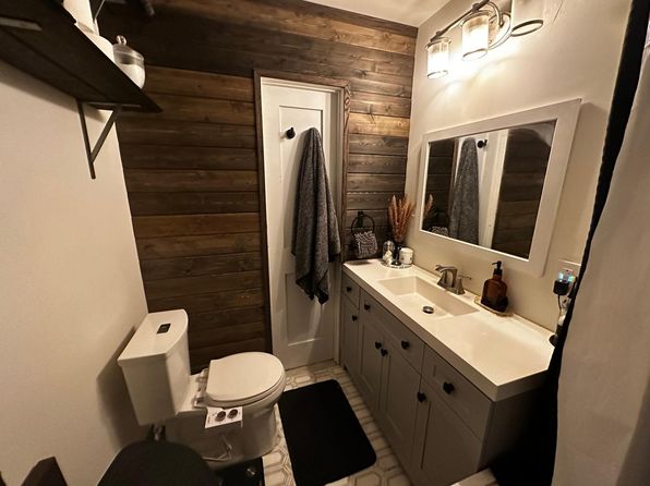 251 Wabash Ave FLOOR 2