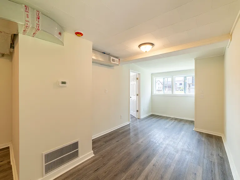19 Rimbach St #5 — Photo 16