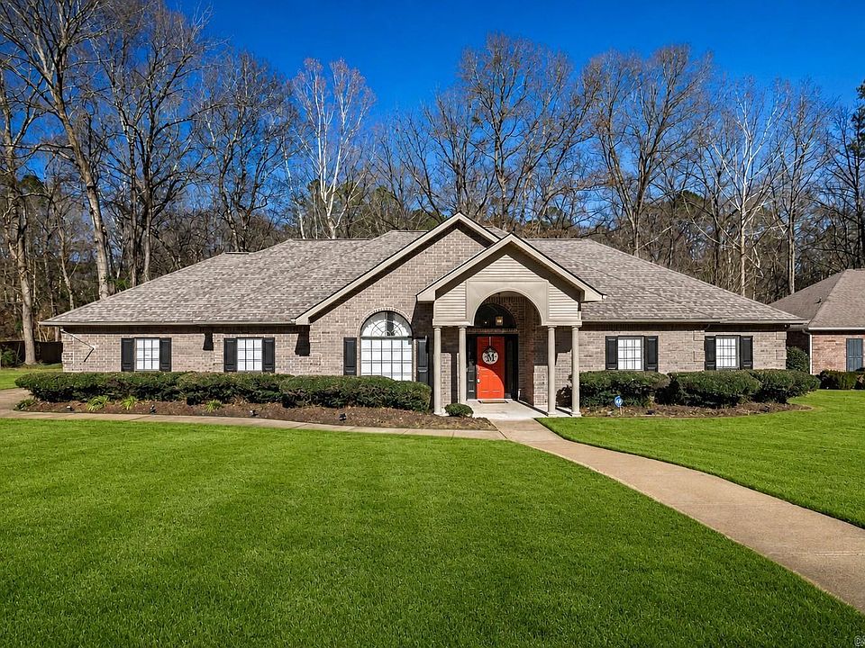 1st image of 33 Timber Ridge Cir