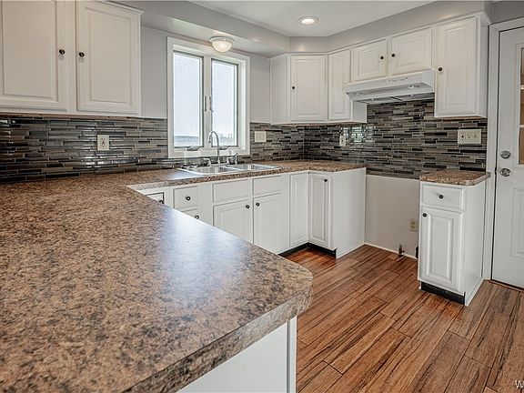 3rd image of 2592 Wilson Cambria Rd