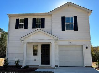 216 Fire Ln, Vass, NC 28394