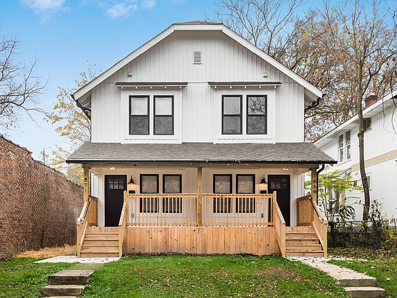 5th image of 1671 Oak St