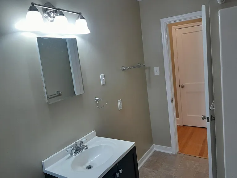 1823 Brandon Ave SW — Photo 12