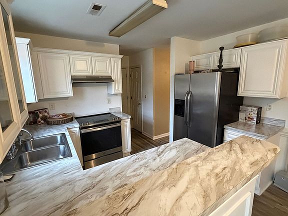5th image of 5218 Beam Lake Dr