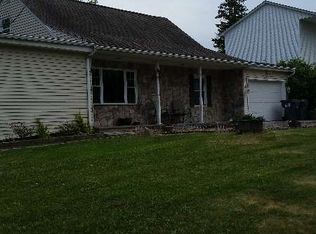 1095 Mount Hope Rd, Middletown, NY 10940