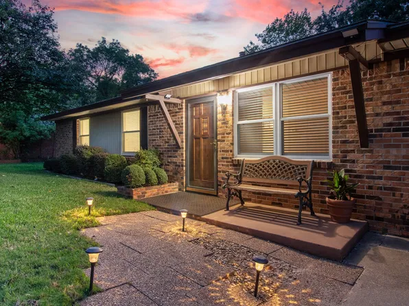 125 Glenhaven Dr, Azle, TX 76020