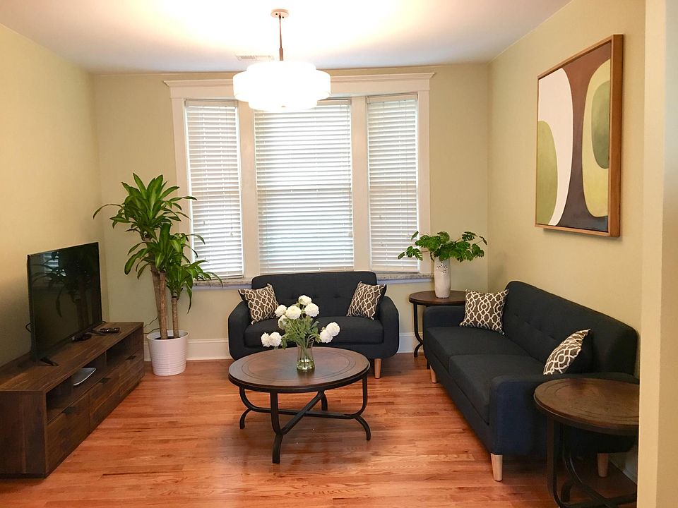 1st image of 3447 N Lakewood Ave #2F