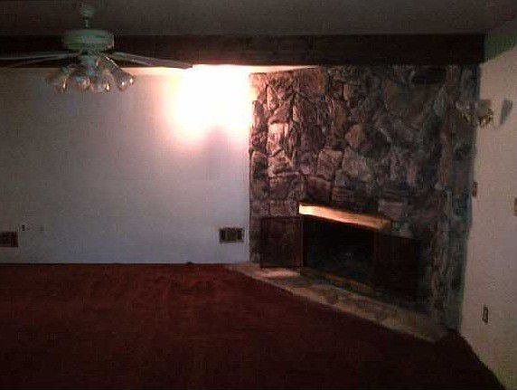 4th image of 8861 Wiloray Ave