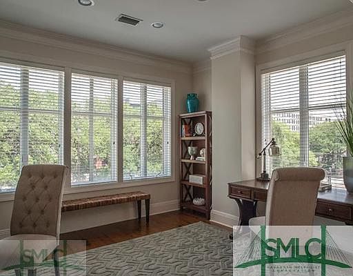 5th image of 165 W Bay St Unit 301