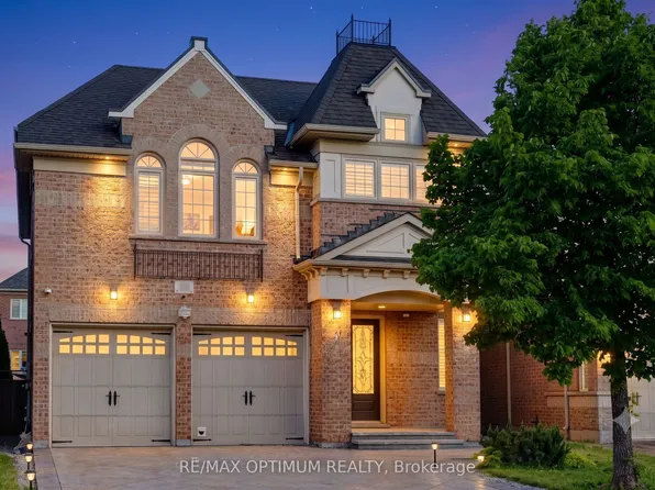 29 Legendary Cir, Brampton, ON L6Y 0R9