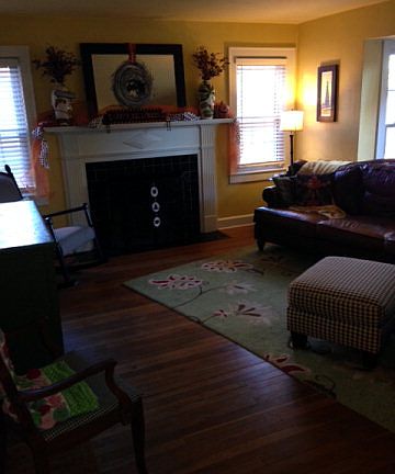 3rd image of 807 Maple Ave