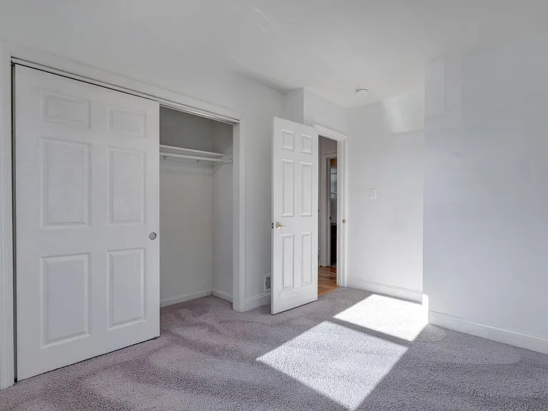 1604 Woodhill Ct — Photo 22