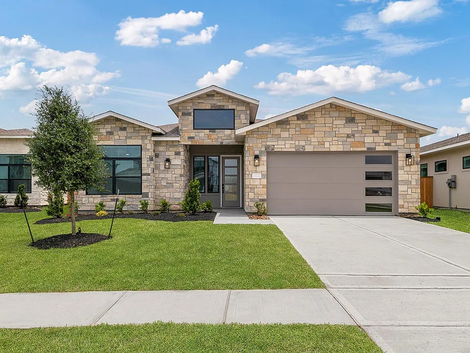 1911 Drover Ln