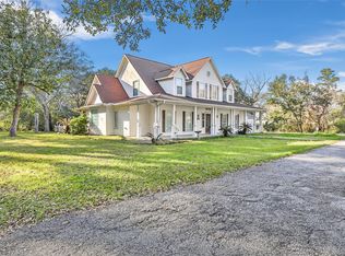 123 Burwell Rd, Highlands, TX 77562