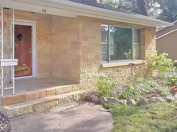 3rd image of 15 Westwood Dr
