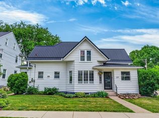 229 E Pearl St, Belleville, WI 53508