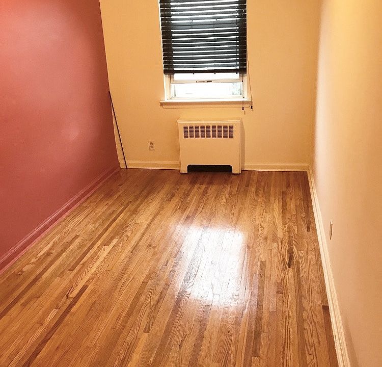2nd image of 1407 Reed Pl #2