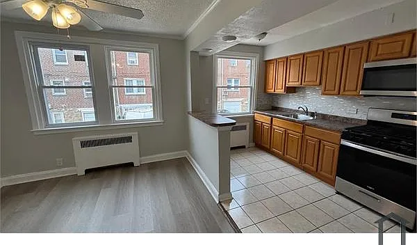 3 bed, 1224 sqft, $2,410 — Photo 3