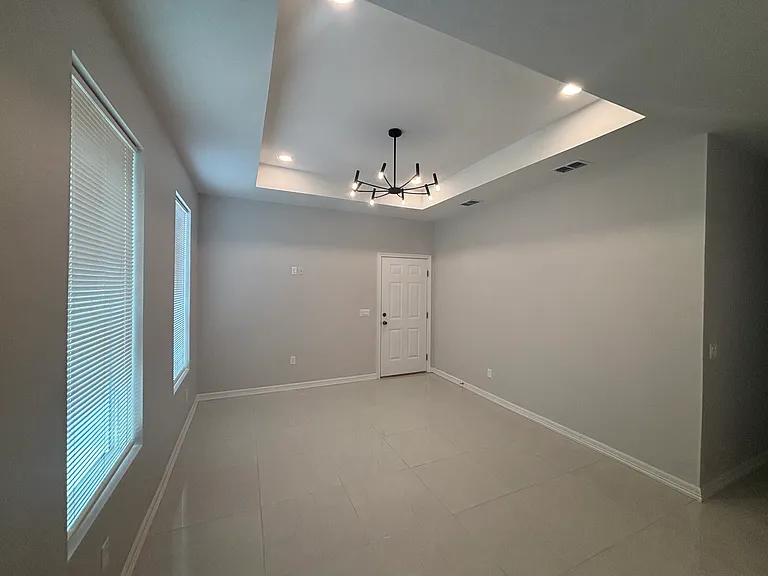 4301 Heron Ave #9 — Photo 5
