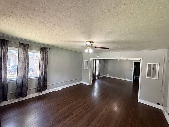 4th image of 517 Roosevelt Ave