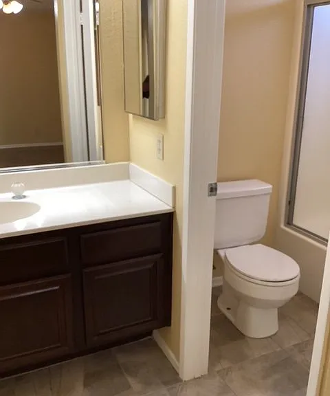 4660 Grandview Dr — Photo 9
