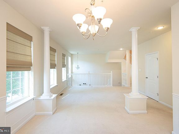 5th image of 29195 Superior Cir