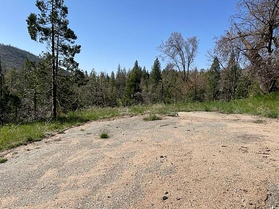 2nd image of 59827 Hillcrest Rd