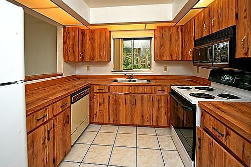 Spacious Kitchen