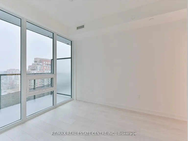 117 Broadway Ave #1406 — Photo 10