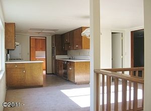 5th image of 2219 NE 28th St