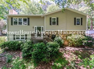 650 Ramsdale Dr, Roswell, GA 30075