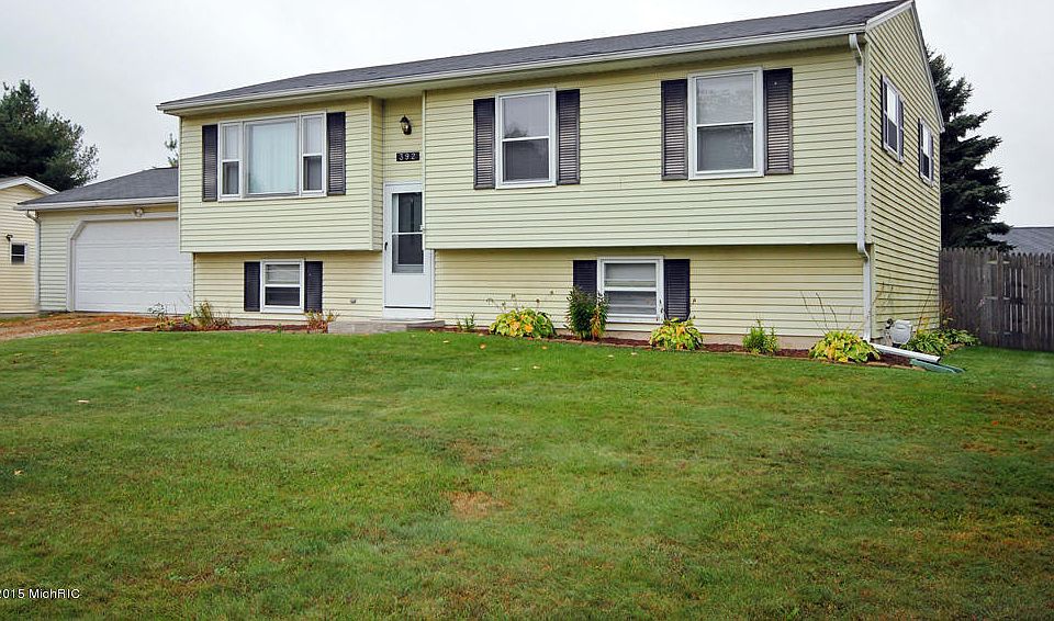 1st image of 392 Kimberly St