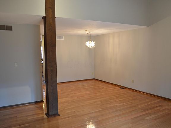 5th image of 2126 Mackenzie Dr #3