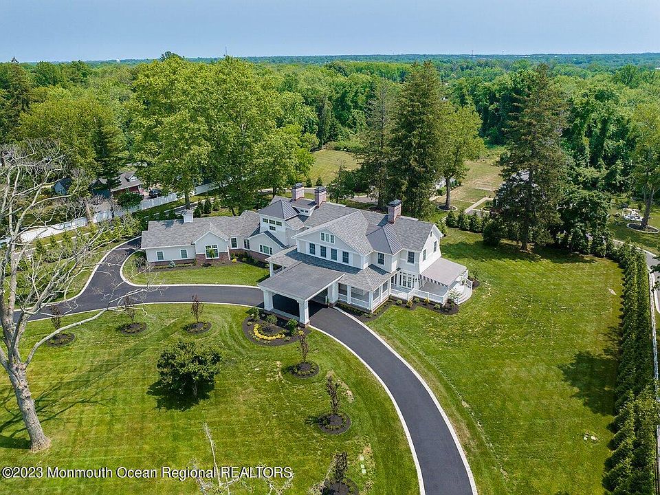 1st image of 489 Sycamore Ave