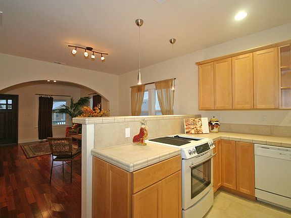 Kitchen to dining room