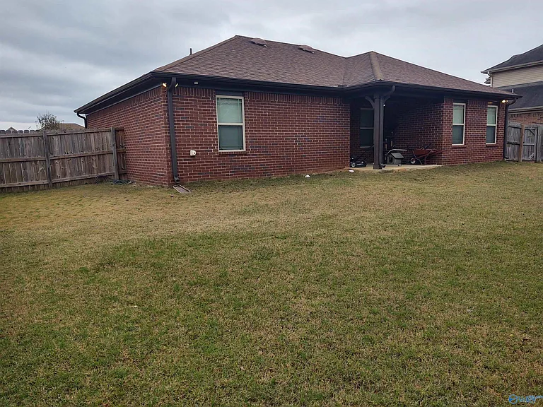 108 Hunter Way — Photo 23