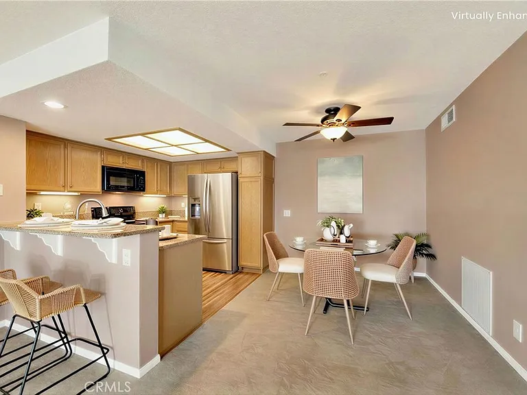 104 S Cross Creek Rd #M — Photo 8