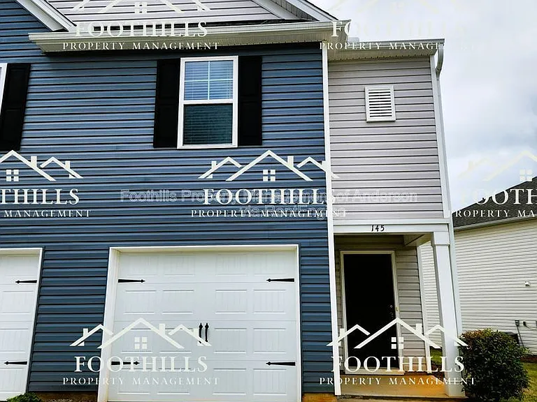 145 Adger Rd — Photo 1