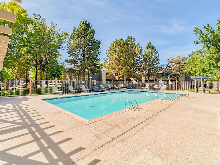 Park Vista Apartments — Photo 10