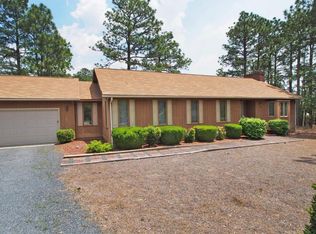 9 Fur Ct W, Pinehurst, NC 28374
