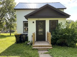 113 1st St SW, Fairfax, MN 55332