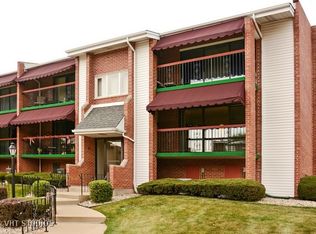 9645 S Kedvale Ave #106, Oak Lawn, IL 60453