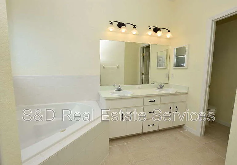 4148 Buttonbush Cir — Photo 14