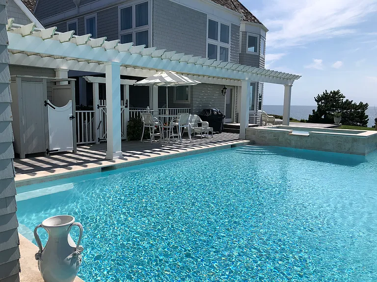390 Old Montauk Hwy — Photo 30