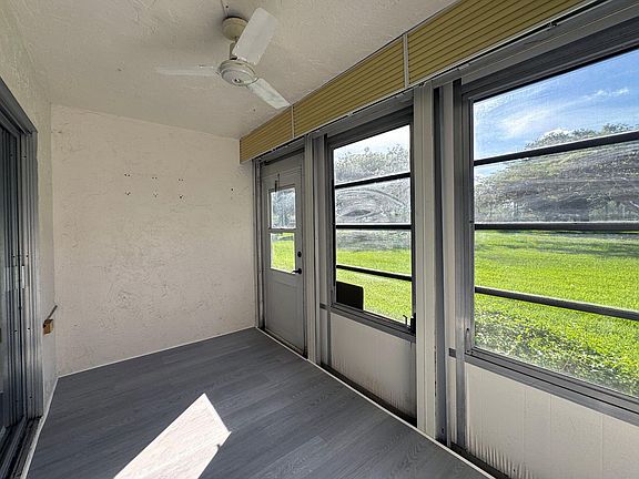 5th image of 2604 Nassau Bnd APT F1